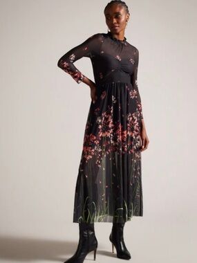 ted baker sasski pleated maxi dress Ted Baker | Dresses | Ted Baker Sasski Pleated Maxi Dress